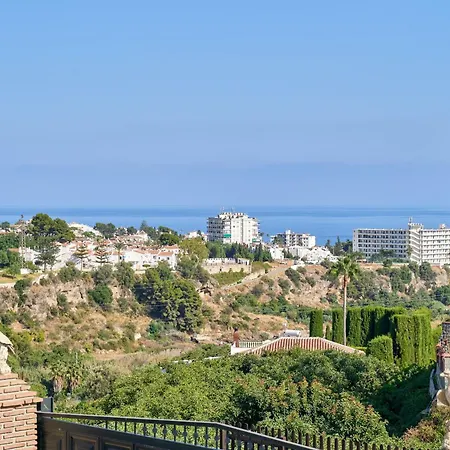 El Peli Villa